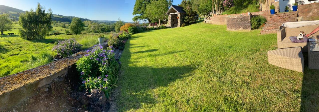 Hares Hideaway At Coed Moelfa Bed & Breakfast Corwen Ngoại thất bức ảnh